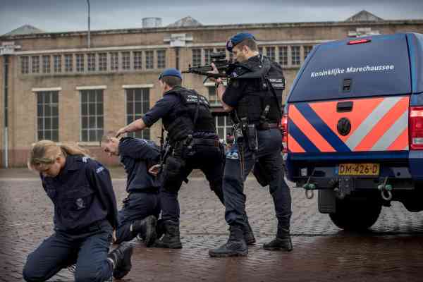 Koninklijke Marechaussee Foto MCD Maartje Roos